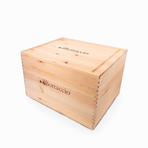 Small wooden gourmet gift box