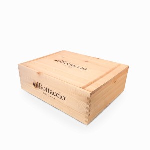 Small wooden gourmet gift box